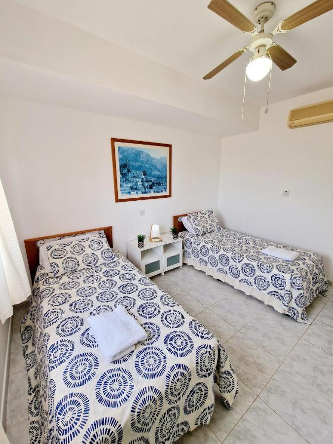 Emma'S Place, 2 Bedroom Apartment With Pool View Pafos Zewnętrze zdjęcie